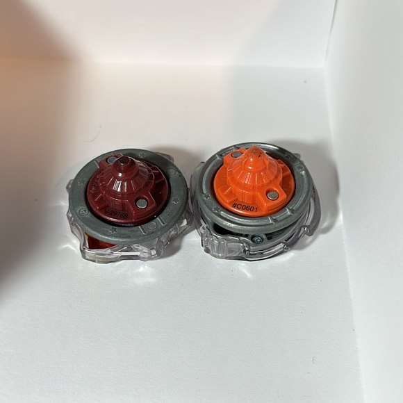 Spryzen & Odax - Beyblade Burst Hasbro(2018) - Picture 2 of 3